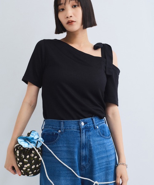 VICKY(ビッキー)の「ワンショルリボンカットトップス≪手洗い可能≫(Tシャツ/カットソー・レディース・オフホワイト/イエロー/ブラック・M)」の20枚目の写真