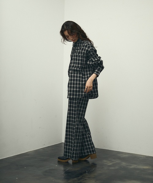 Lutim by u（ルチバイユー）の「Nocturne over size shirts / チェックオーバーサイズシャツ（シャツ/ブラウス・レディース・ブラック/ブラウン/ホワイト・FREE）」の12枚目の写真