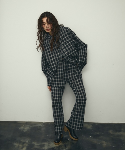 Lutim by u（ルチバイユー）の「Nocturne over size shirts / チェックオーバーサイズシャツ（シャツ/ブラウス・レディース・ブラック/ブラウン/ホワイト・FREE）」の17枚目の写真