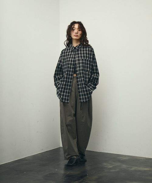 Lutim by u（ルチバイユー）の「Nocturne over size shirts / チェックオーバーサイズシャツ（シャツ/ブラウス・レディース・ブラック/ブラウン/ホワイト・FREE）」の20枚目の写真