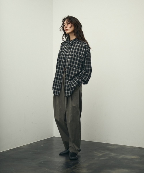 Lutim by u（ルチバイユー）の「Nocturne over size shirts / チェックオーバーサイズシャツ（シャツ/ブラウス・レディース・ブラック/ブラウン/ホワイト・FREE）」の21枚目の写真
