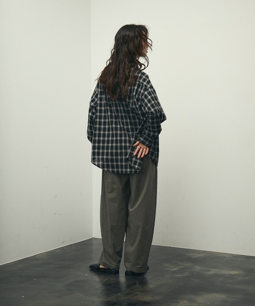 Lutim by u（ルチバイユー）の「Nocturne over size shirts / チェックオーバーサイズシャツ（シャツ/ブラウス・レディース・ブラック/ブラウン/ホワイト・FREE）」の22枚目の写真