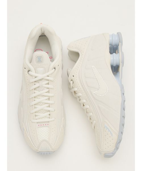 NIKE（ナイキ）の「【NIKE】SHOX R4 SE（スニーカー・レディース・アイボリー・23/25/24/24.5/23.5）」の6枚目の写真