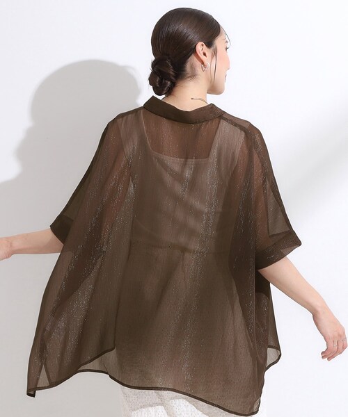 Cutie Blonde（キューティーブロンド）の「大人のシアー感 ラメが華やかな楊柳ポンチョシャツ（シャツ/ブラウス・レディース・ダークブラウン/ブラック/ブルー/ホワイト・00）」の14枚目の写真