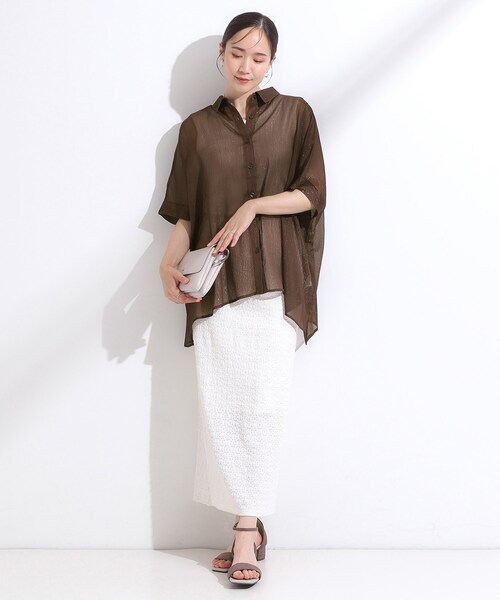 Cutie Blonde（キューティーブロンド）の「大人のシアー感 ラメが華やかな楊柳ポンチョシャツ（シャツ/ブラウス・レディース・ダークブラウン/ブラック/ブルー/ホワイト・00）」の15枚目の写真