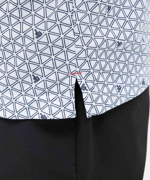 le coq sportif GOLF(ルコックスポルティフゴルフ)の「【le coq sportif GOLF】吸汗速乾/UVカットストレッチジャガード半袖シャツ ゴルフウェア(ポロシャツ・メンズ・ベージュ/ネイビー/ホワイト・M/L/XL/3L)」の5枚目の写真
