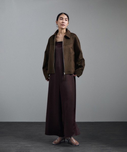 SALON adam et rope'（サロン アダム エ ロペ）の「【WEB限定】スウェードライクダブルジップブルゾン（ブルゾン・レディース・キャメル/ブラウン・FREE）」の4枚目の写真