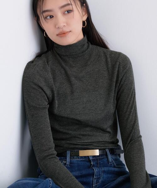 INDIVI(インディヴィ)の「【洗える/薄手/ラメ】シアーラメニット(ニット/セーター・レディース・グレー系3/ブラック/オフホワイト/ダークブラウン系3/チャコール・38/34/15 /13/05)」の1枚目の写真