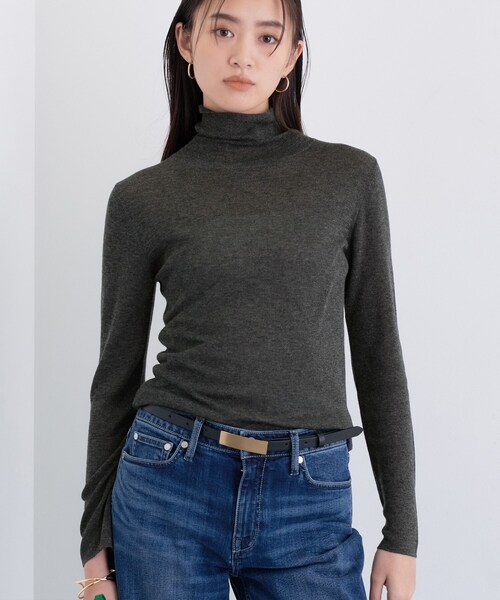 INDIVI(インディヴィ)の「【洗える/薄手/ラメ】シアーラメニット(ニット/セーター・レディース・グレー系3/ブラック/オフホワイト/ダークブラウン系3/チャコール・38/34/15 /13/05)」の22枚目の写真