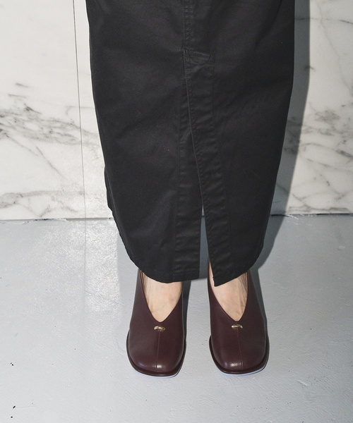 GRISE（グリーズ）の「GRISE6cmレザーオブリークハイバンプパンプス（パンプス・レディース・ブラック/アイボリー/ボルドー・25cm/22cm/22.5cm/23cm/23.5cm/24cm/24.5cm）」の8枚目の写真