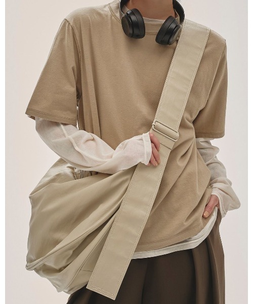 TODAYFUL(トゥデイフル)の「TODAYFUL Ecoleather Shoulder Bag 12521019(ショルダーバッグ・レディース・ブラウン/ブラック/オフホワイト・FREE)」の2枚目の写真