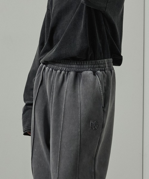 Alfred Alex(アルフレッドアレックス)の「【Alfred Alex】ヴィンテージ加工ケミカルウォッシュ ワンポイント刺繍 切り替えダンボールワイドスウェットパンツ【セットアップ対応】(スウェットパンツ・メンズ・ワイン/ブラック/グレー/ネイビー・L/M/S)」の14枚目の写真
