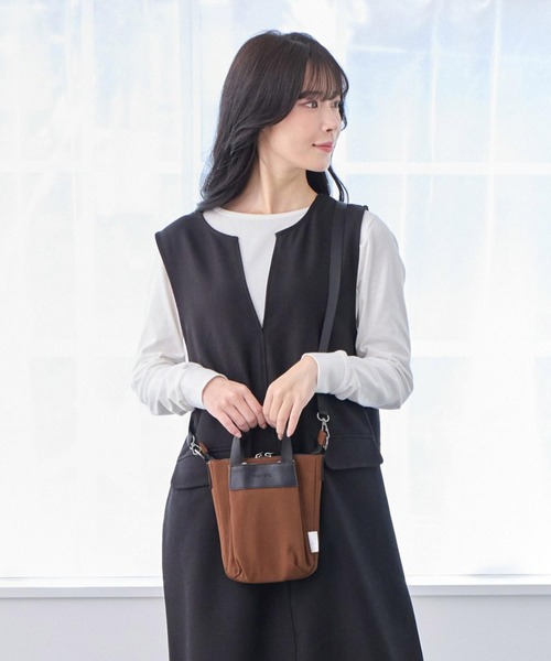 ROOTOTE(ルートート)の「ルートート / LT.べビール―.フロントオープン-A(ショルダーバッグ・レディース・ブラック/ブルー系その他/レッド系その他/ブラウン系その他・FREE)」の14枚目の写真