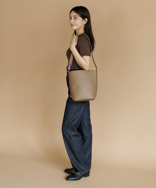 AMERICAN RAG CIE（アメリカンラグシー）の「YANUK ボーイズストレート"LEA" OWI（デニムパンツ・レディース・ワンウォッシュ・25/24/23）」の15枚目の写真