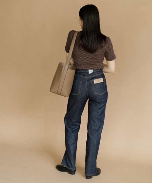 AMERICAN RAG CIE（アメリカンラグシー）の「YANUK ボーイズストレート"LEA" OWI（デニムパンツ・レディース・ワンウォッシュ・25/24/23）」の16枚目の写真