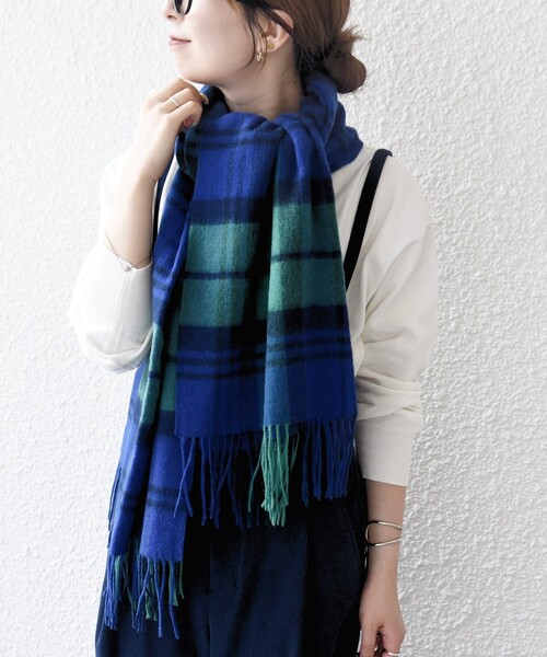 SHIPS any（シップス エニィ）の「SHIPS any: ウール チェック ストール（ストール/ショール・レディース・ブルー/ライトグレー/イエロー・ONE SIZE）」の9枚目の写真