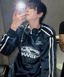 COSYHARU（コシハル）の「フェレンディベロアトラックラウンド長袖Tシャツ（Tシャツ/カットソー）」