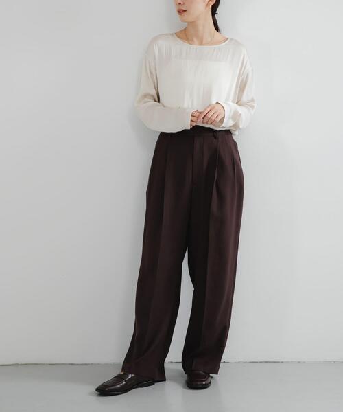 URBAN RESEARCH(アーバンリサーチ)の「ヴィンテージサテンTシャツブラウス(シャツ/ブラウス・レディース・ブラック/オフホワイト・FREE)」の8枚目の写真