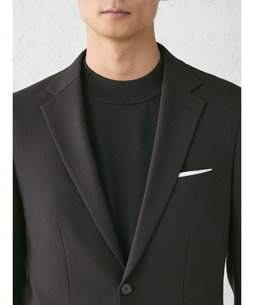 Perfect Suit FActory（パーフェクトスーツファクトリー）の「《裾上げ済み/上下セット/洗える》WEB限定セットアップスーツ【utilityモデル】無地　ブラック（セットアップ・メンズ・ブラック・M/L/LL/S）」の6枚目の写真