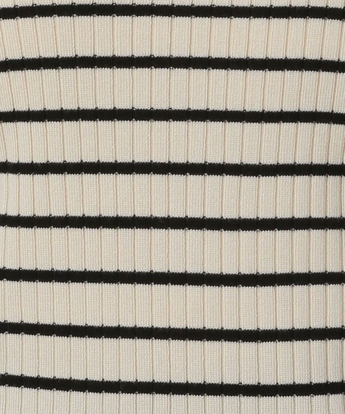 LAKOLE(ラコレ)の「12ゲージ袖配色ニット / 575972(ニット/セーター・レディース・モカ/ホワイト×ブラック/ブラック/ブルー・FREE)」の19枚目の写真