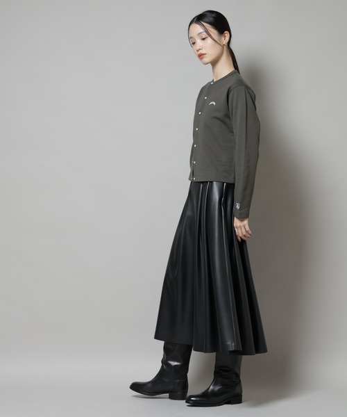 ORCIVAL（オーシバル）の「ORCIVAL/CREW NECK CARDIGAN（カーディガン/ボレロ・レディース・ダークグレー/ベージュ系その他・2）」の19枚目の写真