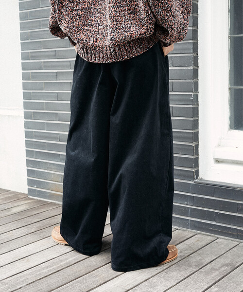 PUBLUX（パブリュクス）の「PUBLUX/パブリュクス ワイドコーデュロイイージーパンツ(限定展開)（その他パンツ・メンズ・ブラック/ブラウン/ベージュ・LARGE/MEDIUM/SMALL）」の6枚目の写真