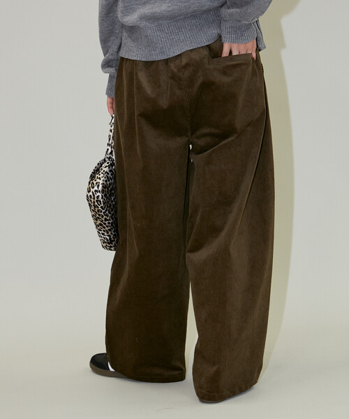 PUBLUX（パブリュクス）の「PUBLUX/パブリュクス ワイドコーデュロイイージーパンツ(限定展開)（その他パンツ・メンズ・ブラック/ブラウン/ベージュ・LARGE/MEDIUM/SMALL）」の16枚目の写真