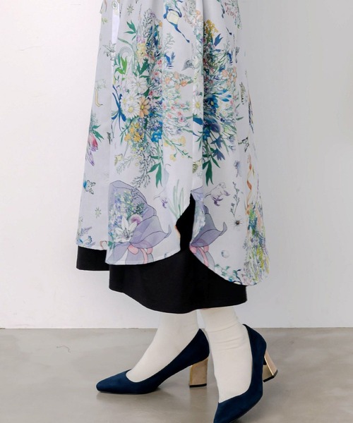 ScoLar（スカラー）の「ScoLar(スカラー) 星座と花束柄シャツワンピース（シャツワンピース・レディース・ブラック/グレー・MEDIUM）」の9枚目の写真