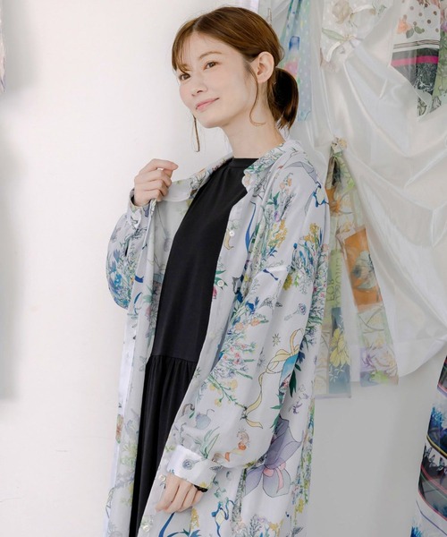 ScoLar（スカラー）の「ScoLar(スカラー) 星座と花束柄シャツワンピース（シャツワンピース・レディース・ブラック/グレー・MEDIUM）」の11枚目の写真