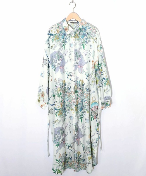 ScoLar（スカラー）の「ScoLar(スカラー) 星座と花束柄シャツワンピース（シャツワンピース・レディース・ブラック/グレー・MEDIUM）」の13枚目の写真