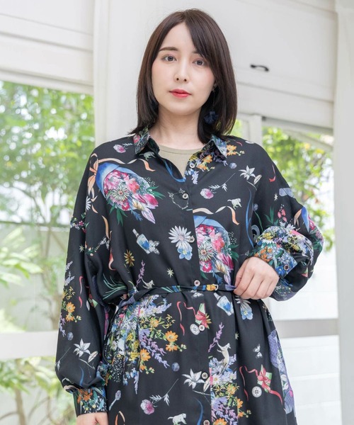 ScoLar（スカラー）の「ScoLar(スカラー) 星座と花束柄シャツワンピース（シャツワンピース・レディース・ブラック/グレー・MEDIUM）」の15枚目の写真