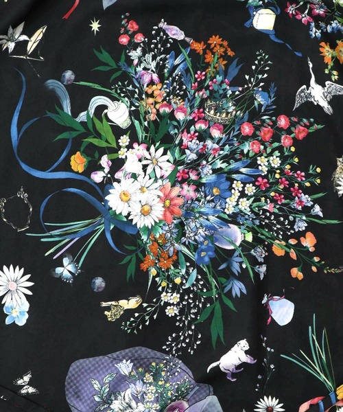 ScoLar（スカラー）の「ScoLar(スカラー) 星座と花束柄シャツワンピース（シャツワンピース・レディース・ブラック/グレー・MEDIUM）」の20枚目の写真