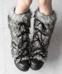 2color 】ボリュームフェイクファーブーツ ／ volume fake fur boots