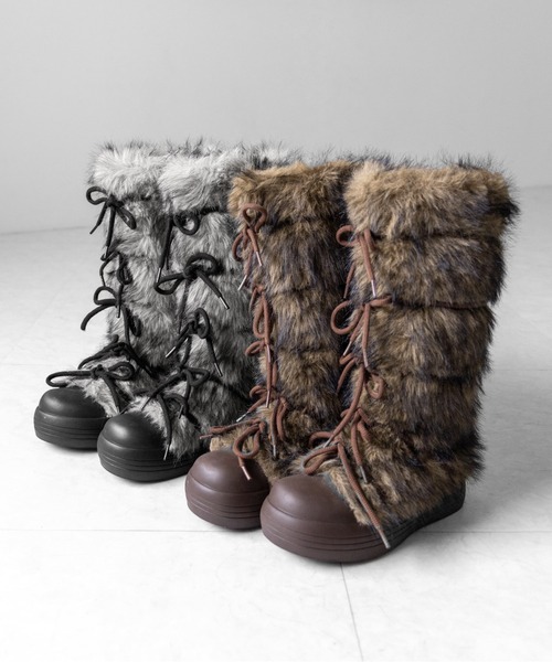 me+em select(ミームセレクト)の「【 2color 】ボリュームフェイクファーレースアップロングブーツ / volume fake fur laceup long boots(ブーツ・レディース・ブラック/ブラウン・36/37/40/38/39)」の4枚目の写真