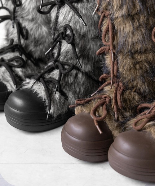 me+em select(ミームセレクト)の「【 2color 】ボリュームフェイクファーレースアップロングブーツ / volume fake fur laceup long boots(ブーツ・レディース・ブラック/ブラウン・36/37/40/38/39)」の8枚目の写真