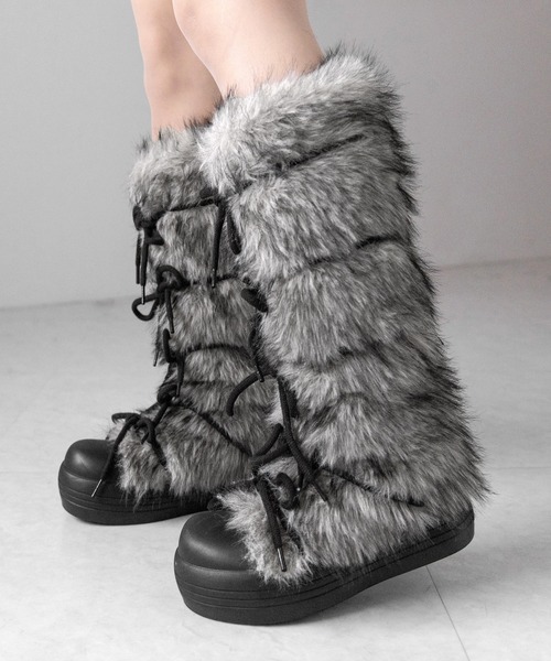 me+em select(ミームセレクト)の「【 2color 】ボリュームフェイクファーレースアップロングブーツ / volume fake fur laceup long boots(ブーツ・レディース・ブラック/ブラウン・36/37/40/38/39)」の17枚目の写真