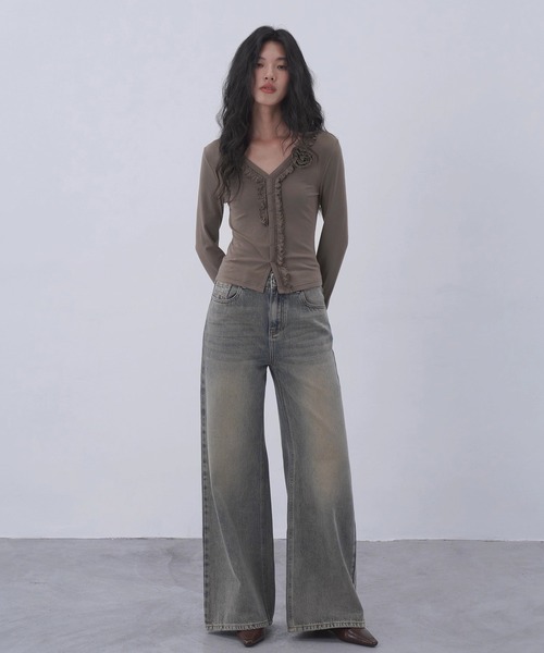 EIGHTHMONTH(エイスマンス)の「フリルラインVネックトップス EM26s005【EIGHTHMONTH】(Tシャツ/カットソー・レディース・ブラウン/グレー・S/M)」の15枚目の写真