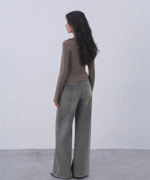 EIGHTHMONTH(エイスマンス)の「フリルラインVネックトップス EM26s005【EIGHTHMONTH】(Tシャツ/カットソー・レディース・ブラウン/グレー・S/M)」の16枚目の写真