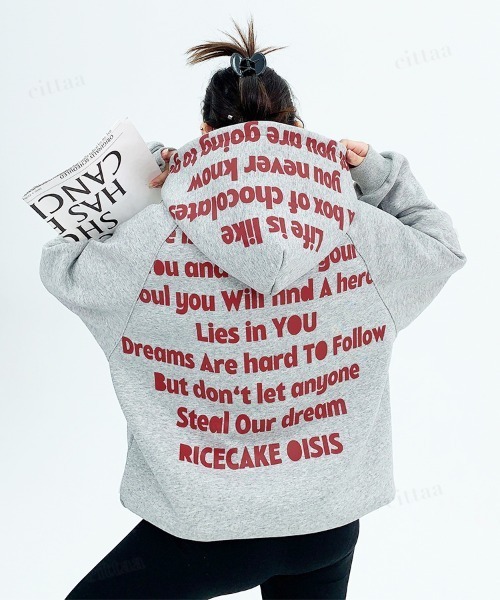 Dalfwin(ダールフィン)の「韓国ファッション RICECAKEレッドバックロゴフーディー(パーカー・レディース・グレー・FREE)」の16枚目の写真