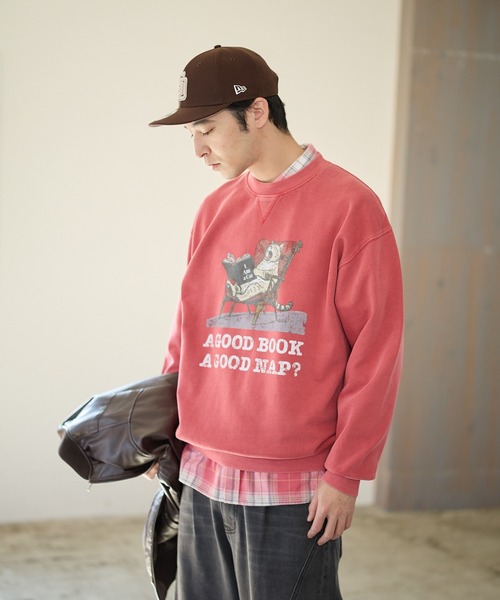 BAYFLOW（ベイフロー）の「≪新色登場・WEB限定カラーあり≫ヴィンテージライクアニマルスウェット［ユニセックス］（スウェット・メンズ・チャコール/オフホワイト/グリーン/ブラウン/ホワイト系その他/レッド/ブラック系その他/ネイビー/イエロー/ピンク/カーキ・MEDIUM/LARGE）」の14枚目の写真