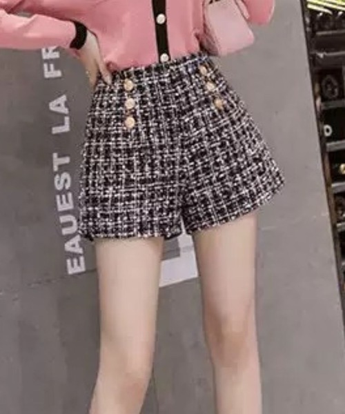 SPIGA(スピーガ)の「ダブルボタンツイードショートパンツ(その他パンツ・レディース・グレー/ブラック・SMALL/MEDIUM/LARGE/X-LARGE)」の1枚目の写真