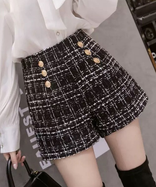 SPIGA(スピーガ)の「ダブルボタンツイードショートパンツ(その他パンツ・レディース・グレー/ブラック・SMALL/MEDIUM/LARGE/X-LARGE)」の4枚目の写真