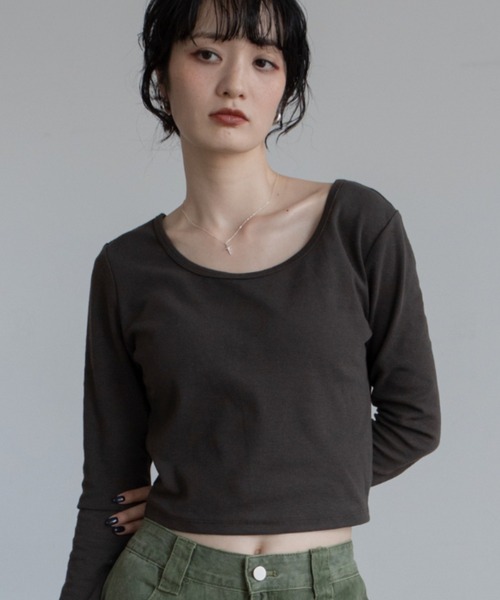ざっくりUネッククロップド丈トップス（Tシャツ/カットソー）｜VACANCY