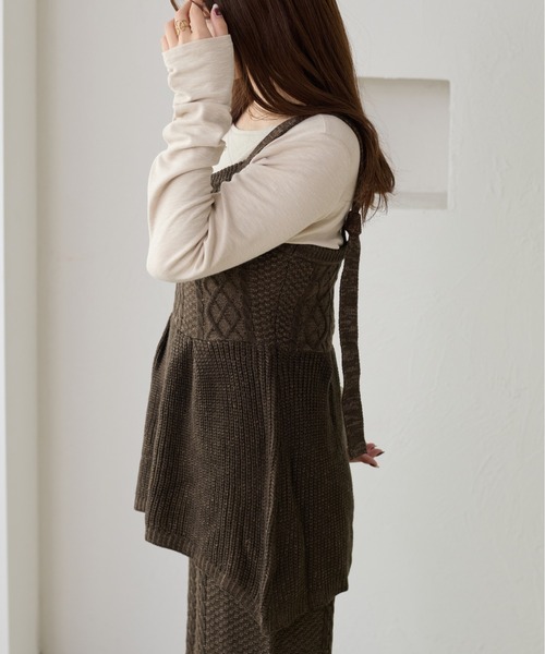 apres jour clair（アプレジュールクレア）の「【apres jour clair】プレート付きトップス（Tシャツ/カットソー・レディース・オレンジ系その他/アイボリー/ブラック/ブラウン系その他/ベージュ/オフホワイト/ピンク・X-LARGE/フリー）」の12枚目の写真