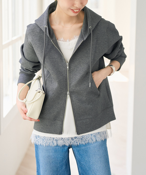 Spick & Span(スピックアンドスパン)の「《追加4》ストレッチジップフードパーカー(パーカー・レディース・チャコールグレー/ライトグレー/ブラウン・FREE)」の5枚目の写真