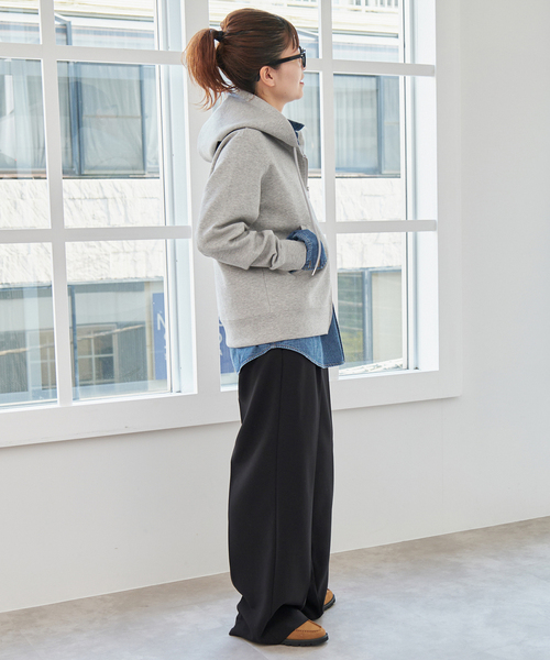 Spick & Span（スピックアンドスパン）の「《追加4》ストレッチジップフードパーカー（パーカー・レディース・チャコールグレー/ライトグレー/ブラウン・FREE）」の9枚目の写真