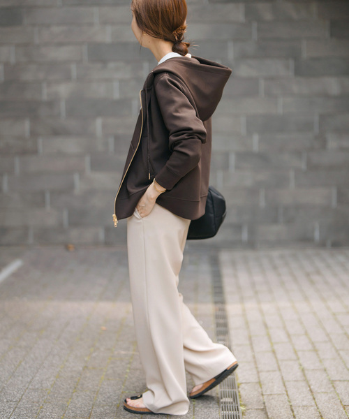 Spick & Span（スピックアンドスパン）の「《追加4》ストレッチジップフードパーカー（パーカー・レディース・チャコールグレー/ライトグレー/ブラウン・FREE）」の19枚目の写真