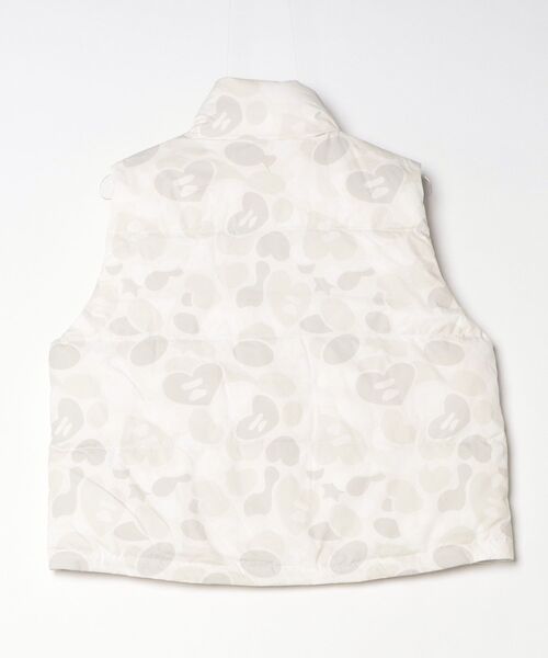 A BATHING APE(アベイシングエイプ)の「CAMO VEST DOWN JACKET(ダウンベスト・レディース・アイボリー・SMALL)」の4枚目の写真