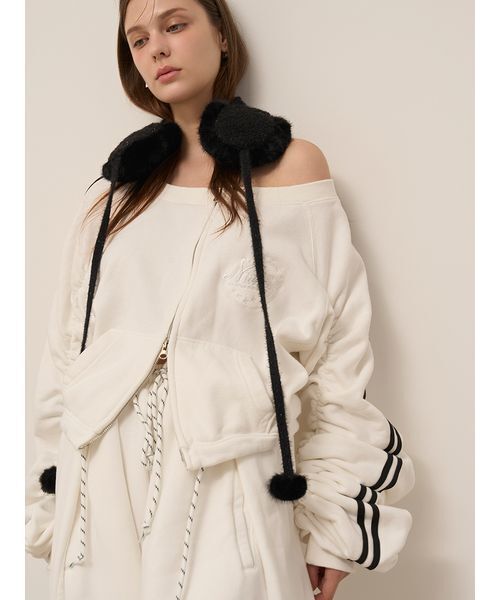 SNIDEL（スナイデル）の「【SNIDEL/NUTMEG】オフショルジップロゴプルオーバー（スウェット・レディース・グレー/ホワイト/ピンク・F）」の4枚目の写真