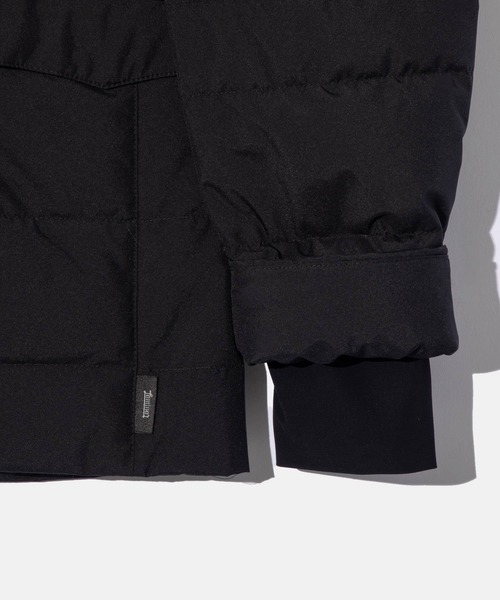 HERNO(ヘルノ)の「HERNO Laminar GORE-TEX INFINIUM WINDSTOPPER DOWN TAILORED JACKET ヘルノ ラミナー テイラード ダウンジャケット(ダウンジャケット/コート・メンズ・ブラック/ネイビー系1・48/52/46/50)」の11枚目の写真